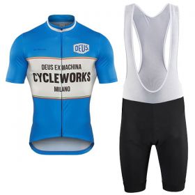 Equipación ciclismo Corta DEUS 2018