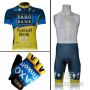 Equipación ciclismo Corta Saxo Bank+Guantes STOCK