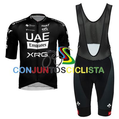 Equipación ciclismo corta UAE EMIRATES 2026