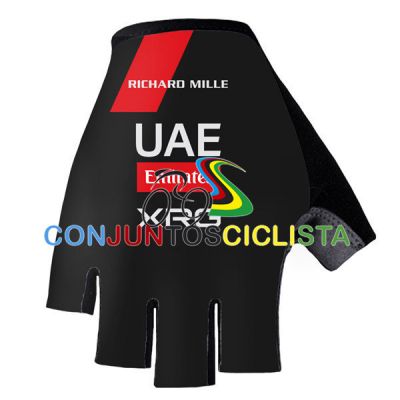 Guantes cortos UAE 2026