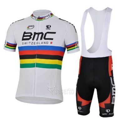 Equipación BMC
