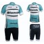 Equipación Bianchi 2015