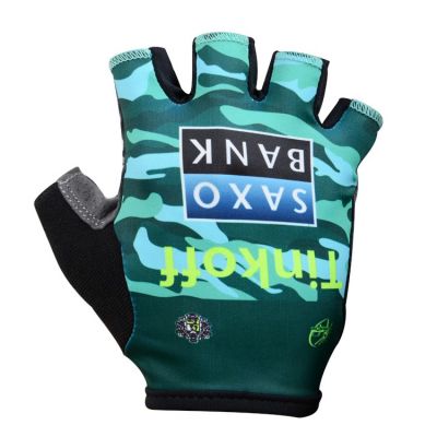 Guante Tinkoff saxo bank 2015