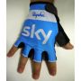 Guante Sky 2015