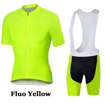 Equipación FLUO 2016