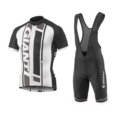 Equipación GIANT 2016