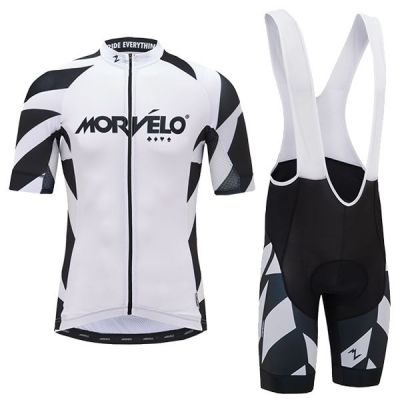 Equipación Morvelo 2016