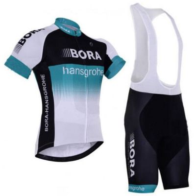 Equipación Bora 2017